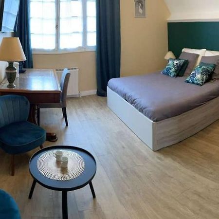 Bed and Breakfast Domaine D'Aveluy Экстерьер фото