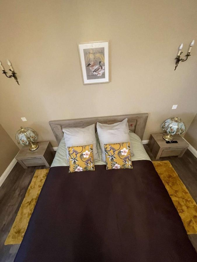 Bed and Breakfast Domaine D'Aveluy Экстерьер фото